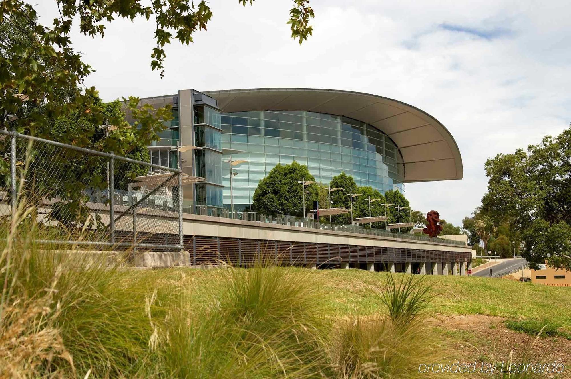 Ibis Adelaide Hotel Exterior foto